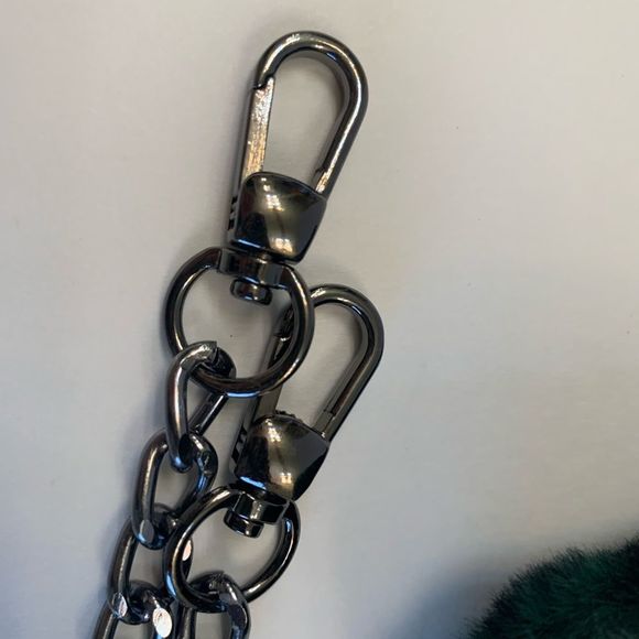 Fur Soft Plush Python Crossbody/Clutch- Style 2 Green/Blk - Picture 5 of 11